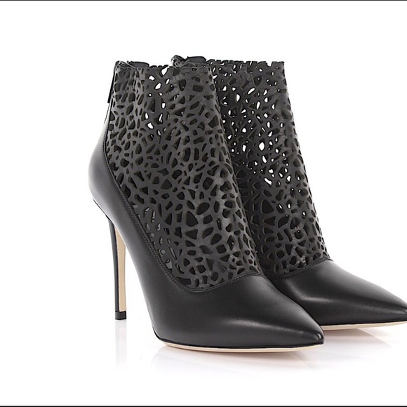 Jimmy Choo Shoes - 🌟HP🌟Jimmy Choo Leather Pointed Toe Ankle Boots